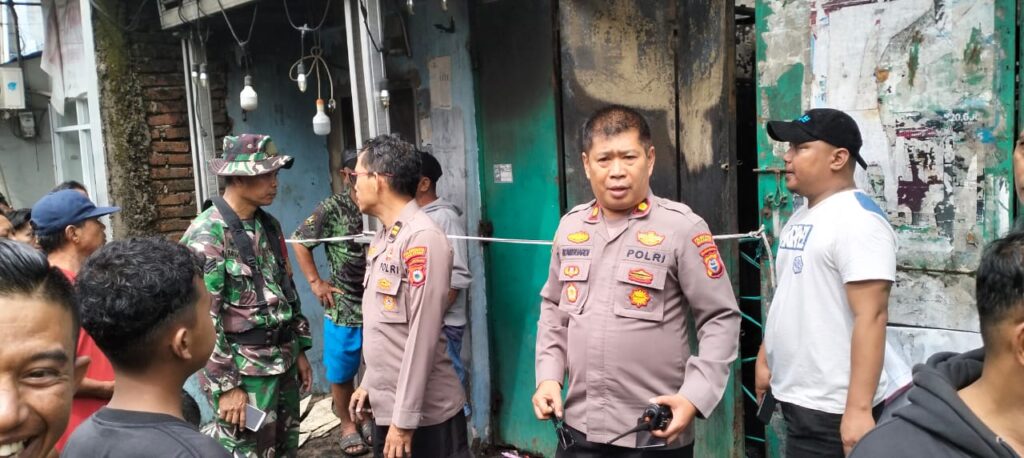Kebakaran Yang Melanda Pemukiman Warga Kelurahan Pannampu. ini Pesan Kapolsek Tallo Ke Warga 