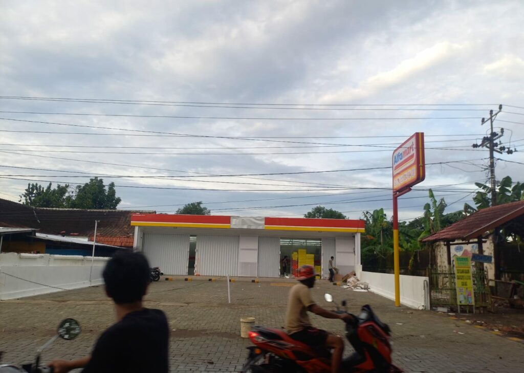DPP KAMI Soroti Dugaan Pelanggaran Perizinan Alfamart di Gowa, Desak Evaluasi Menyeluruh Gerai Bermasalah