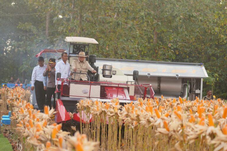 Kapolres Gowa Hadiri Panen Raya Jagung Serentak di Manuju, Tegaskan Dukungan Ketahanan Pangan