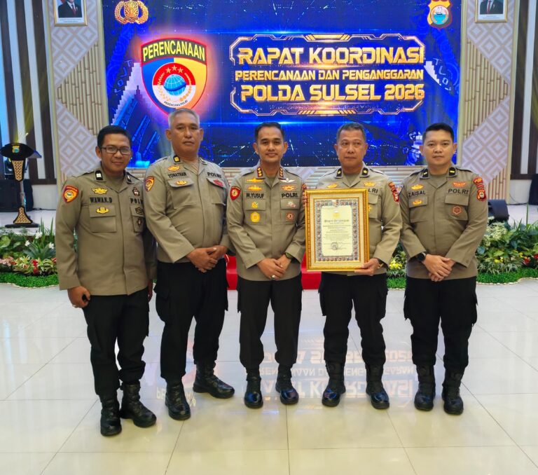 Kapolri Ganjar Polresta Gowa Predikat Pelayanan Prima (A)