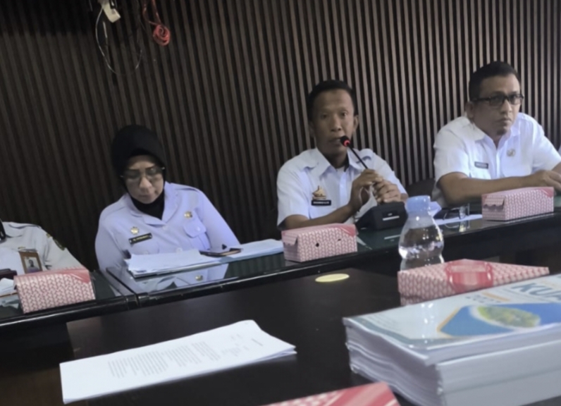 RDP DPRD Takalar, Izin Kandang Ayam Sombala Bella Dipersoalkan
